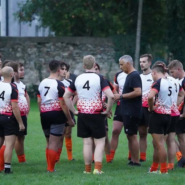 Este Vs RAV amichevole